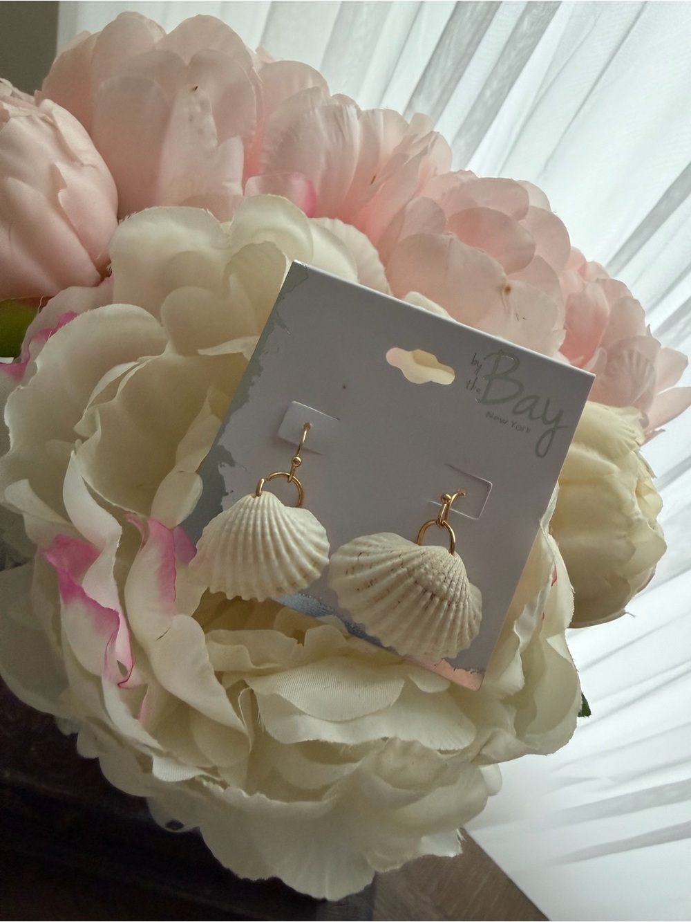 Seashell earrings - Picture 2 of 3